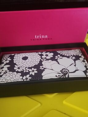 Trina Turk Black and White Floral Continental Wallet